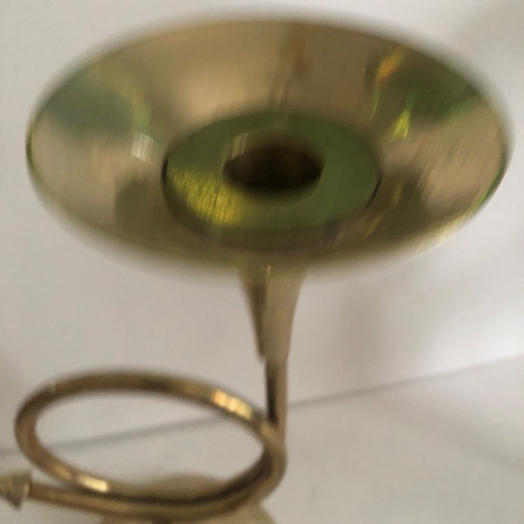COPY - Vintage brass Trumpet candle holders. Gold horn candlesticks,  Christmas… - Picture 6 of 9